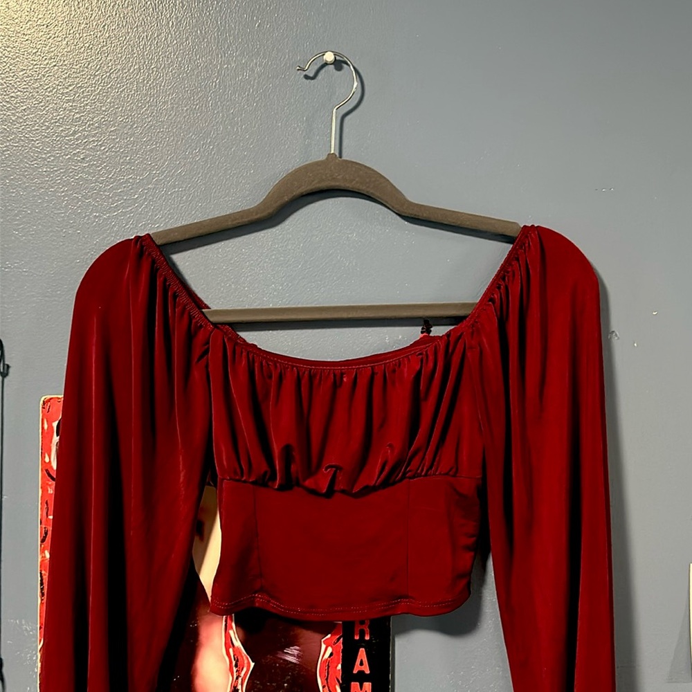 XS Dark Red Top Live In The Moment